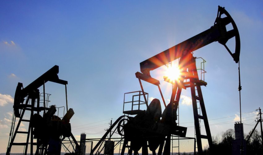 
Azərbaycan neftinin qiyməti 66 dolları ötüb