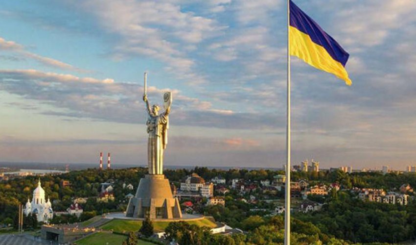 Ukrayna Rusiyanın neft emalı zavoduna yenidən zərbə endirib