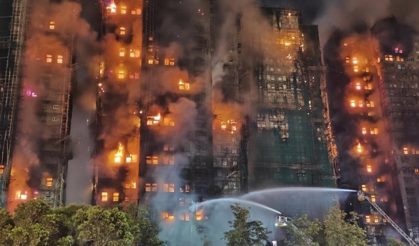 Власти Гонконга выплатят семьям погибших при пожаре по $25,7 тыс.