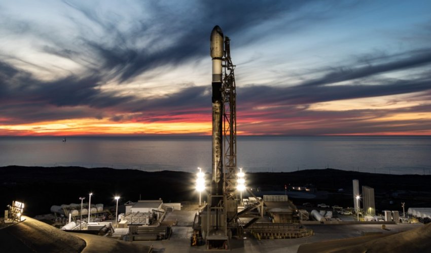 Американская ракета доставила на орбиту первые польские разведспутники