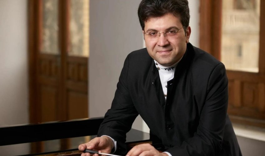 Əyyub Quliyev Dövlət Kamera Orkestrinə dirijor təyin edilib