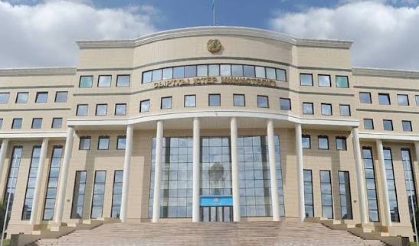 Казахстан выразил протест и обратился к Украине