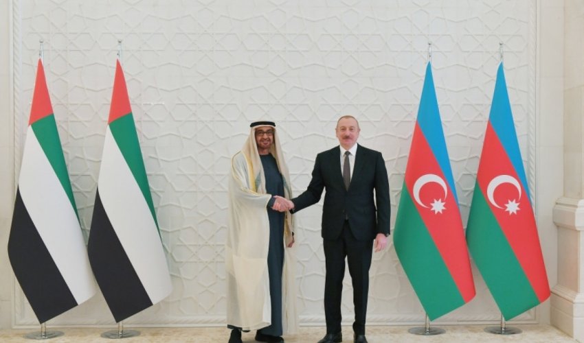 
Prezident İlham Əliyev Məhəmməd bin Zayed Al Nəhyana təbrik ünvanlayıb