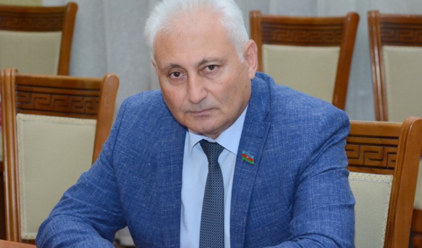 Deputat toponimlərlə bağlı məsələyə toxunub