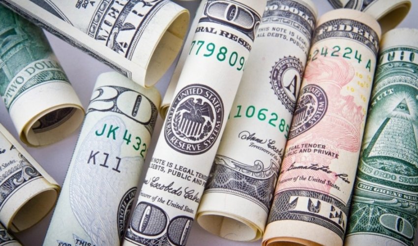 Avro və rubl bahalaşıb - Günün məzənnəsi