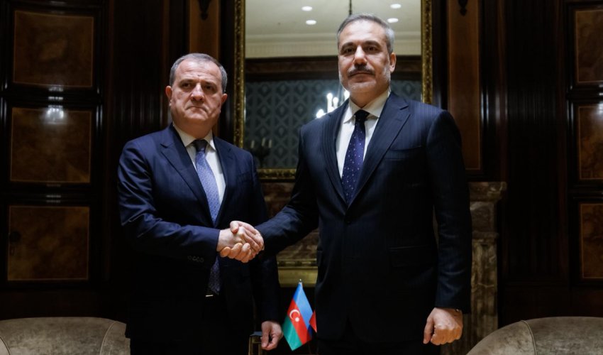 Bayramov Hakan Fidanla görüşüb