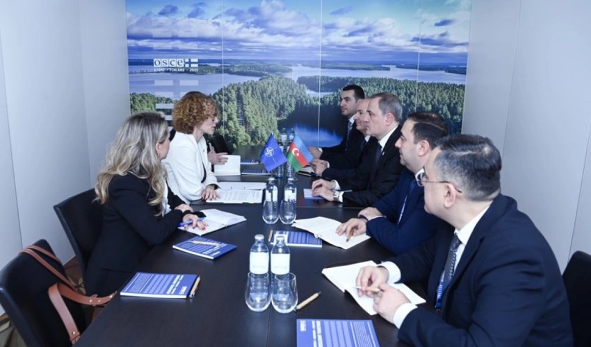 Байрамов встретился с заместителем генсека НАТО