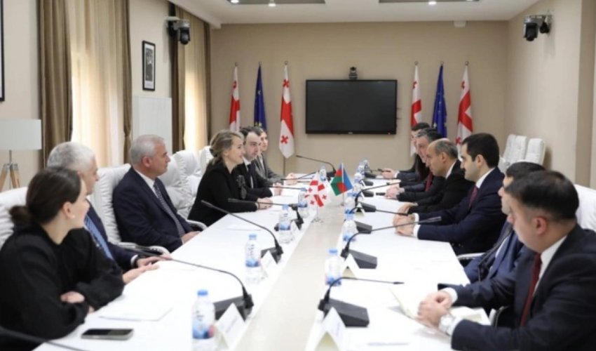 Азербайджан и Грузия будут готовить специалистов для глубоководных портов