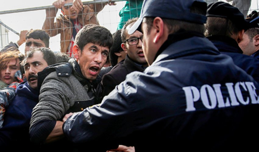 Европа усложняет жизнь мигрантам