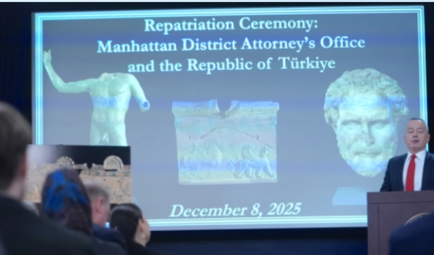 U.S. returns smuggled artworks to Turkey