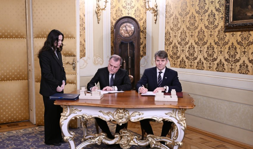 Bratislavada Azərbaycan ilə Slovakiya arasında bir sıra sənədlər imzalanıb