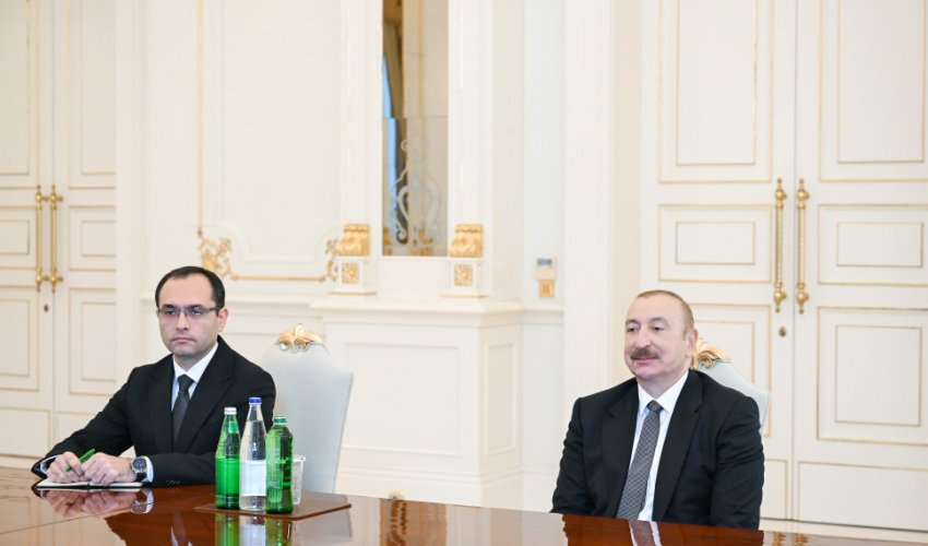 İlham Əliyev “John Deere” şirkətinin Mərkəzi Asiya və MDB ölkələri üzrə prezidentini qəbul edib
