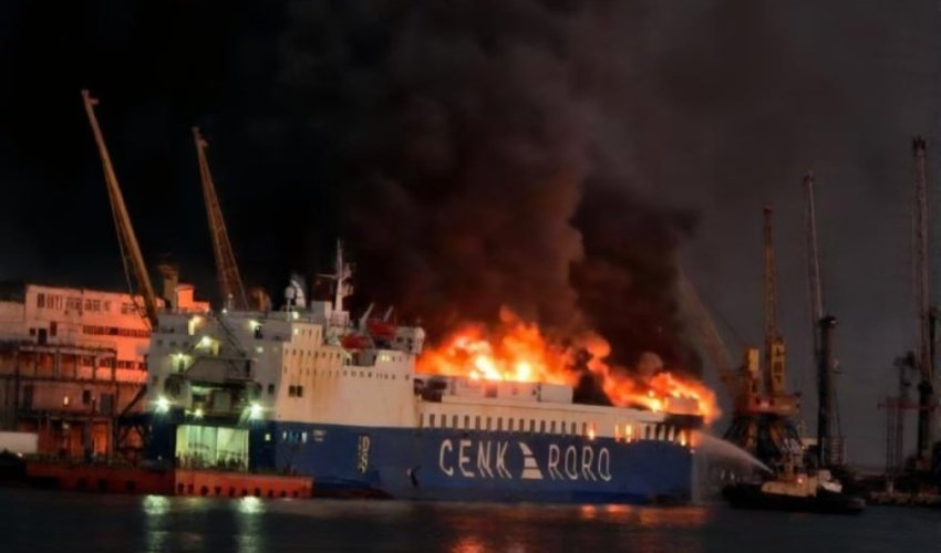 Odessa limanında Türkiyəyə məxsus yük gəmisi vurulub