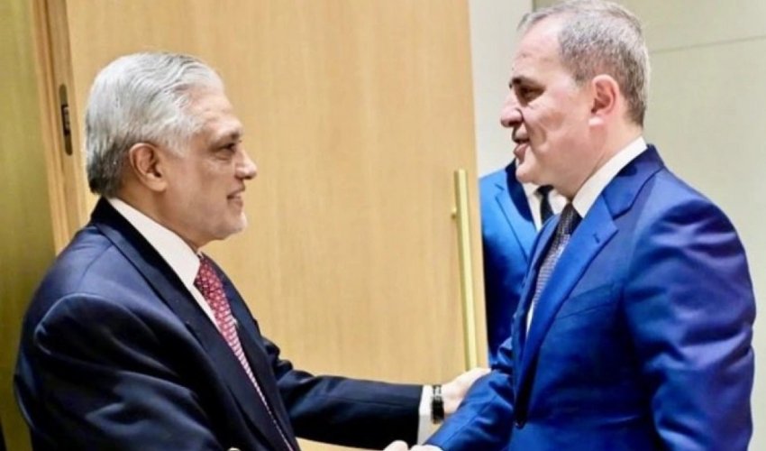 Главы МИД Азербайджана и Пакистана обсудили региональные вопросы