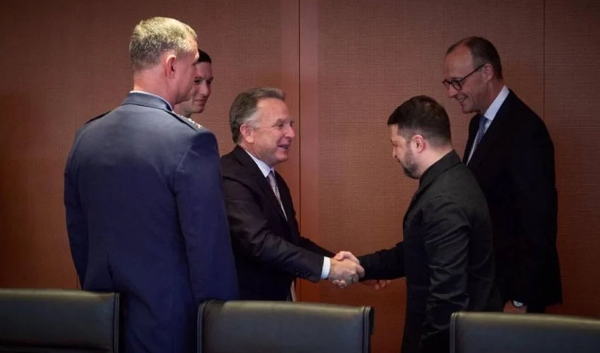 Zelenskinin Berlində Uitkofla danışıqları sabah davam edəcək - Yenilənib