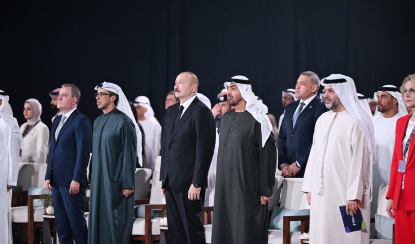 Prezident Əbu-Dabidədir- Fotolar