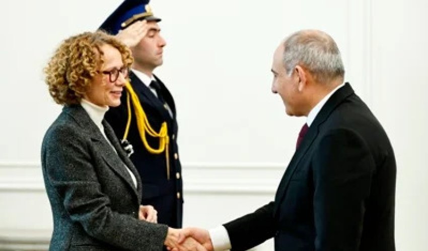 Ermənistan Baş naziri Nikol Paşinyan NATO baş katibinin müavini ilə görüşüb