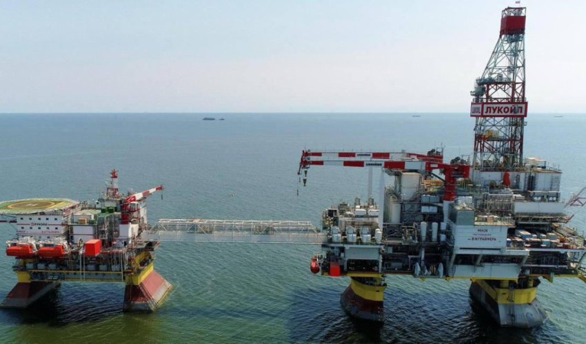 Украина ударила по платформе &laquo;Лукойла&raquo; на Каспии