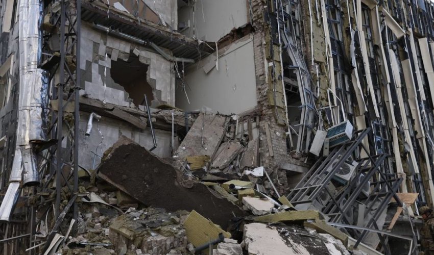 Авиабомбы сбросили на Изюм: погибли мирные жители