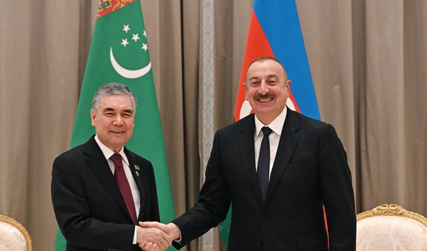 Qurbanqulu Berdiməhəmmədov İlham Əliyevi təbrik edib