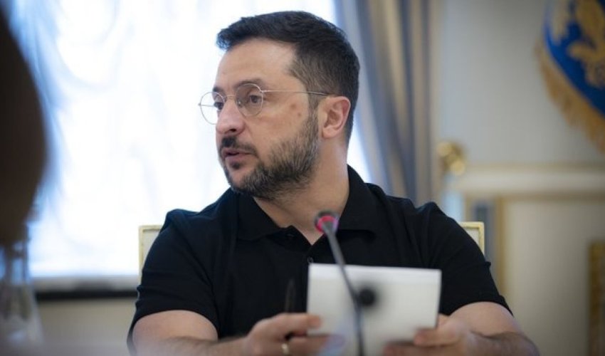 Зеленский: Россия пытается блокировать морскую логистику Украины