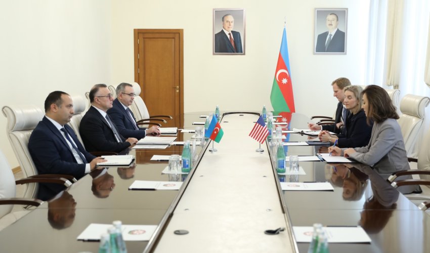 Azərbaycan və ABŞ səhiyyə sahəsində əməkdaşlığı müzakirə edib