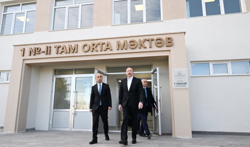 Prezident Xankəndidə məktəbin açılışında iştirak edib