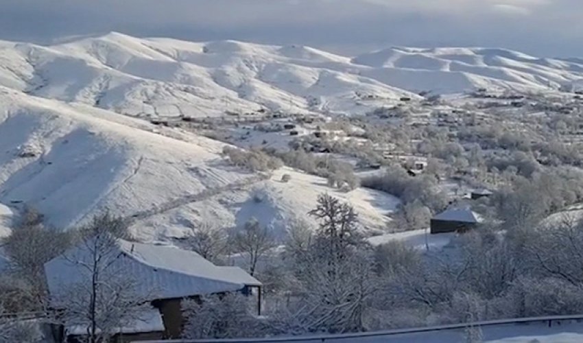 Bəzi rayonlara qar yağıb - Faktiki hava