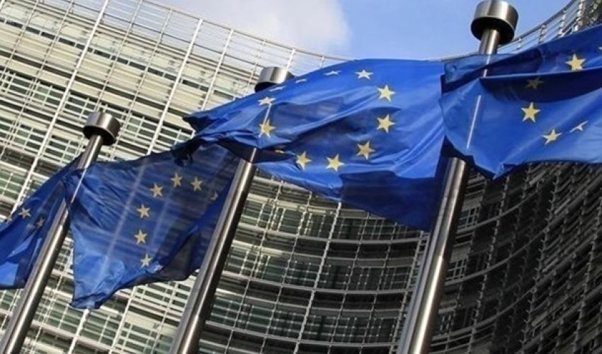 Еврокомиссия за год приняла рекордное число правовых актов