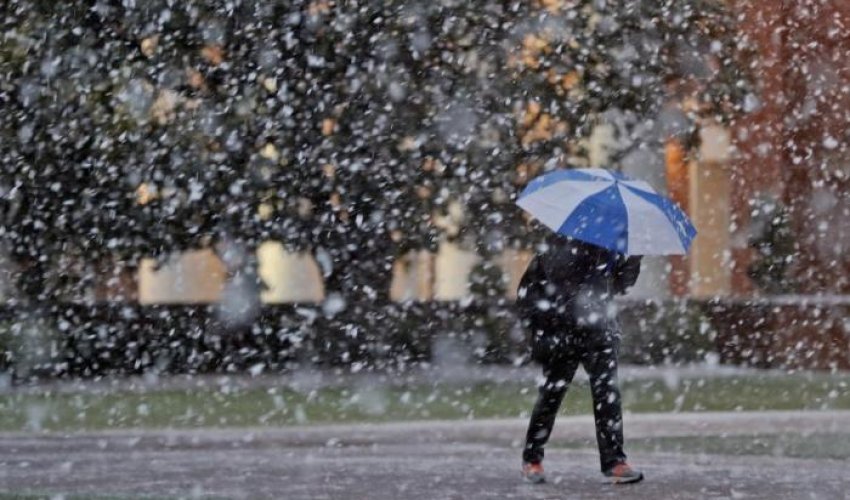 В Баку ожидается мокрый снег