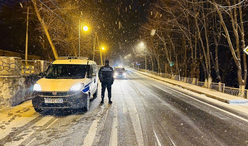 МВД Азербайджана переходит на усиленный режим работы в связи с непогодой