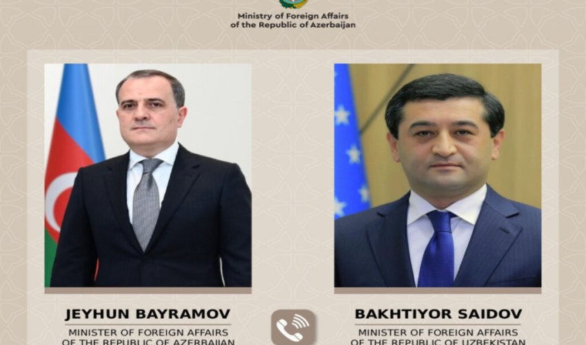 Ceyhun Bayramov özbəkistanlı həmkarı ilə regional məsələləri müzakirə edib