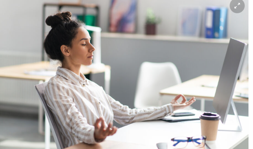 Учёные связали рост проблем с вниманием у подростков с соцсетями