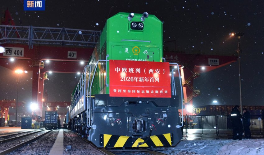 Çindən Bakıya ilk Trans-Xəzər yük qatarı yola düşüb