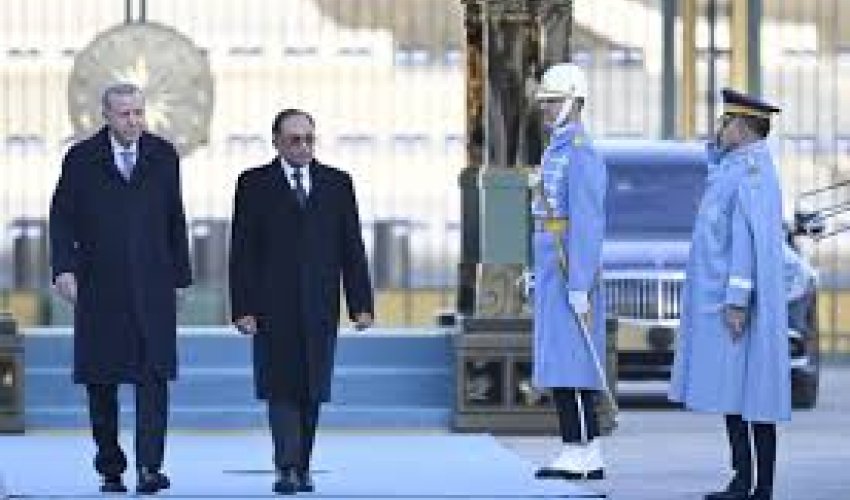 Премьер-министр Малайзии находится с официальным визитом в Турции