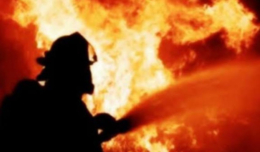 Tbilisidə ticarət mərkəzində yanğın baş verib