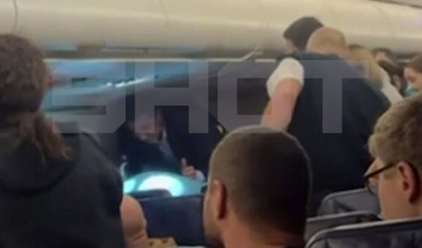 Moskvadan İrəvana uçan təyyarədə yanğın olub