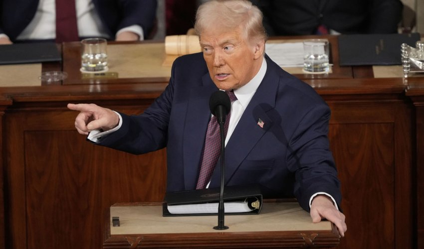 Tramp İranla ticarət edən ölkələri 25% tariflərlə hədələyib