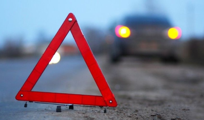 Cəlilabadda motosiklet ambulansla toqquşub, 2 yaralı var