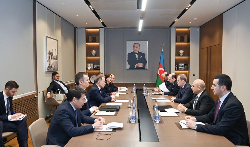 Azərbaycan və İtaliya xarici işlər nazirləri strateji tərəfdaşlığı müzakirə edib