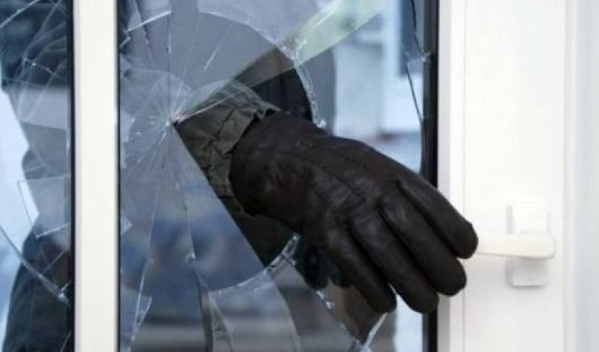 В Лянкяране задержан подозреваемый в краже и умышленном поджоге дома