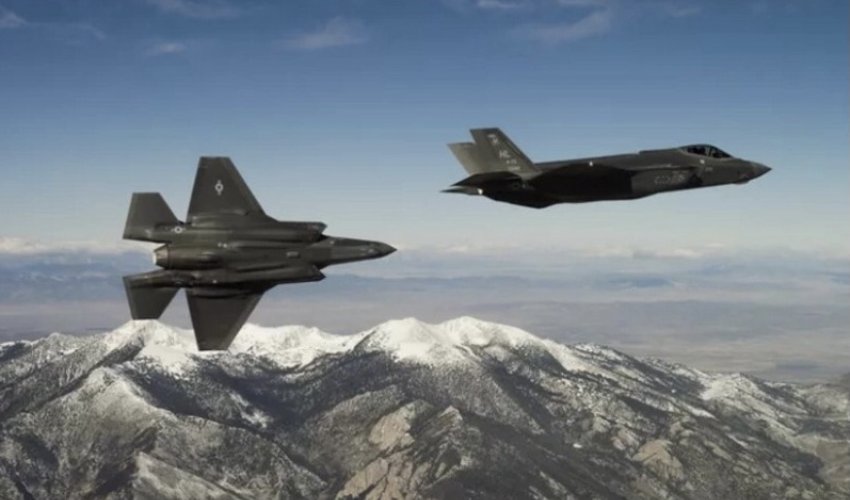 Danimarka və Fransa Qrenlandiya üzərində təlim uçuşları həyata keçirib