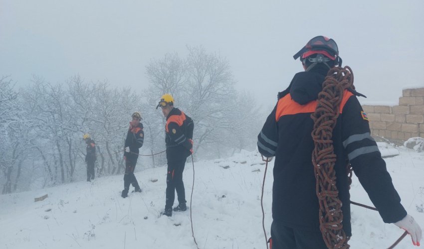 FHN qarlı havada axtarış-xilasetmə ilə bağlı təlim keçirib