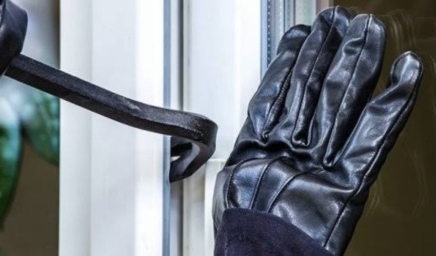 Bakıda ofisdən oğurluq edənlər saxlanılıb