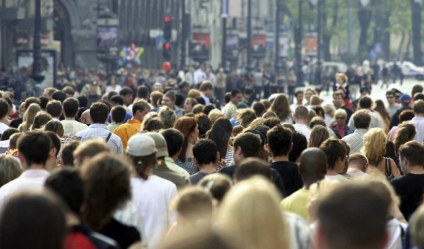 Azərbaycan əhalisinin sayı artıb