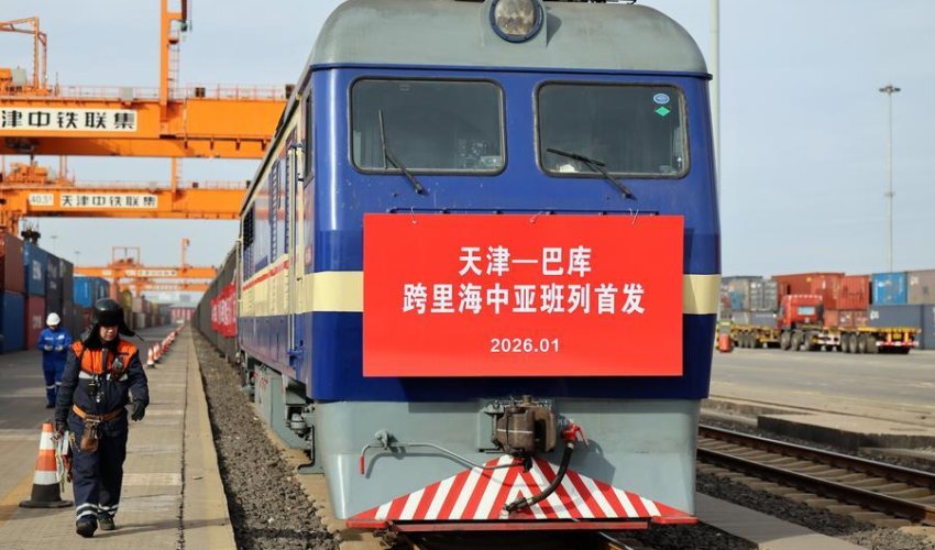 Çinin Tiencin şəhərindən ilk Transxəzər yük qatarı Azərbaycana yola düşüb