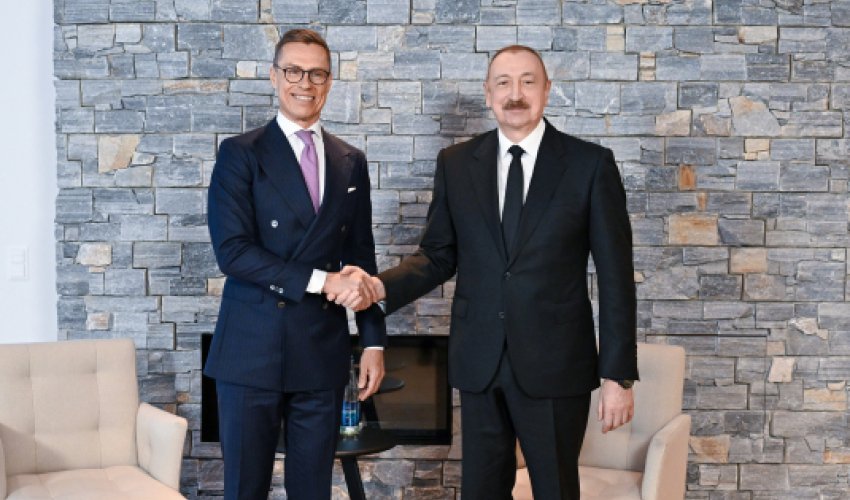 Əliyev Davosda Finlandiya Prezidenti ilə görüşüb