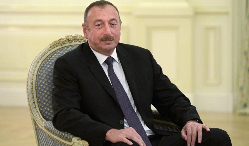 Алиев поздравил &laquo;Карабах&raquo; с победой над &laquo;Айнтрахтом&raquo; и призвал УЕФА дать разъяснения