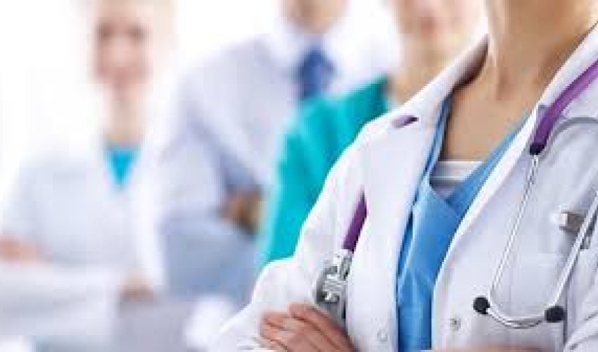 Deputat yenidən həkim rezidentlərin əməkhaqqı məsələsinə toxunub