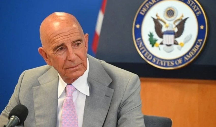 Баррак обсудил с Мазлумом Абди соглашение с Сирией